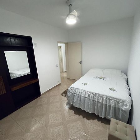 גוארויה Apartamento Charmoso A 400Mts Da Praia Da Enseada מראה חיצוני תמונה