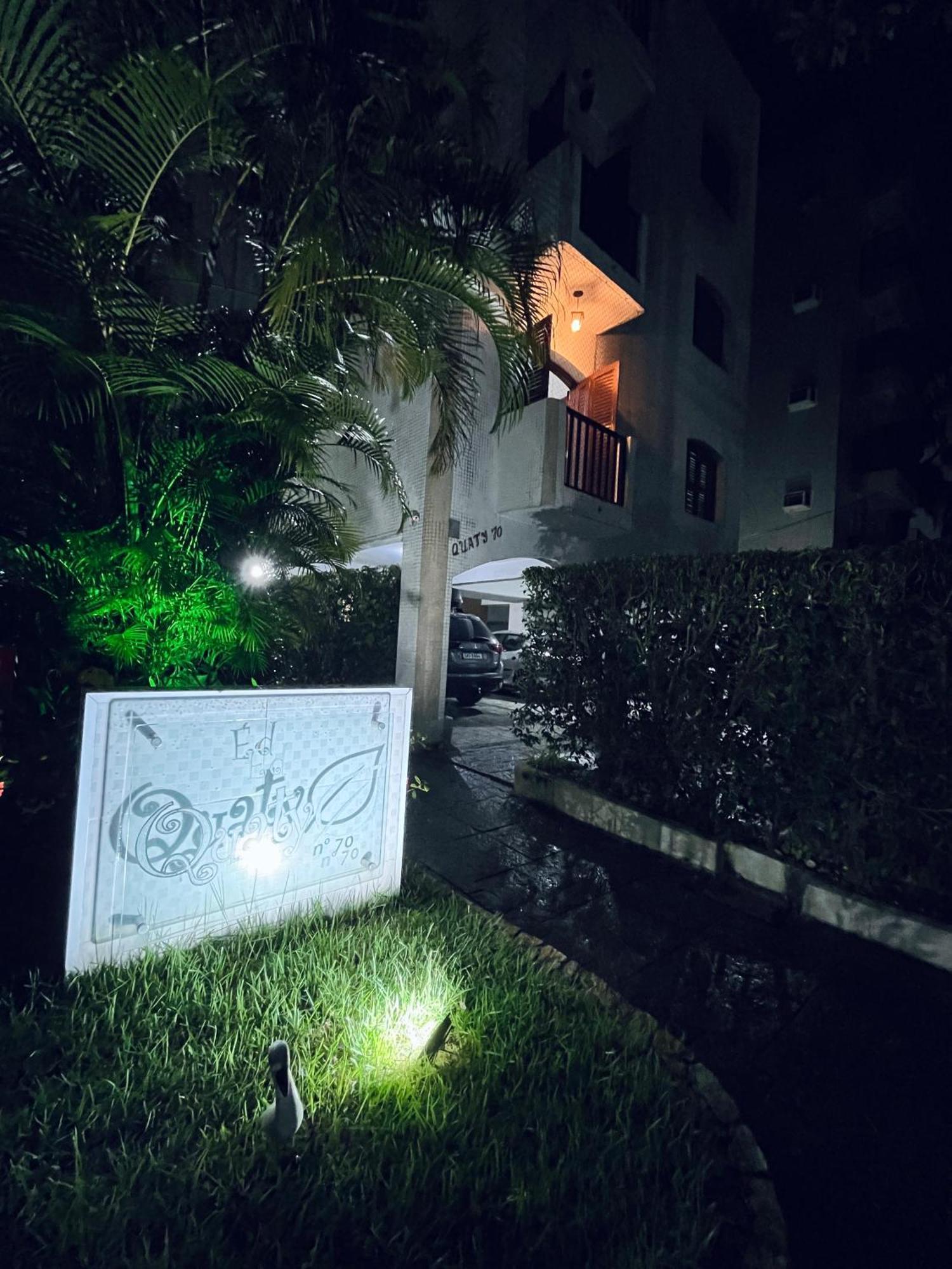 גוארויה Apartamento Charmoso A 400Mts Da Praia Da Enseada מראה חיצוני תמונה